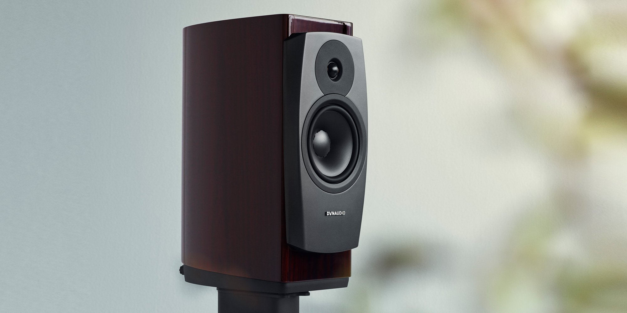Dynaudio-Confidence-20---Ruby-Wood-High-Gloss-01_landscape
